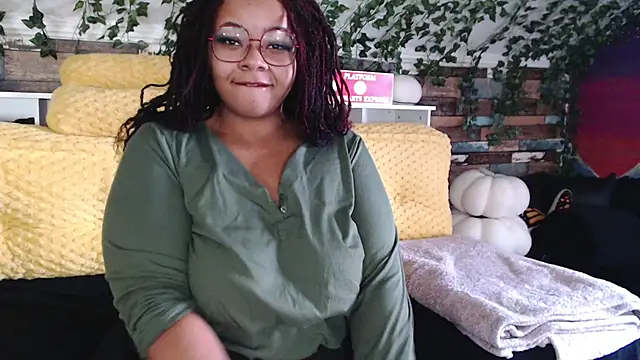 -khayaparker online show from 10, 2, 2025