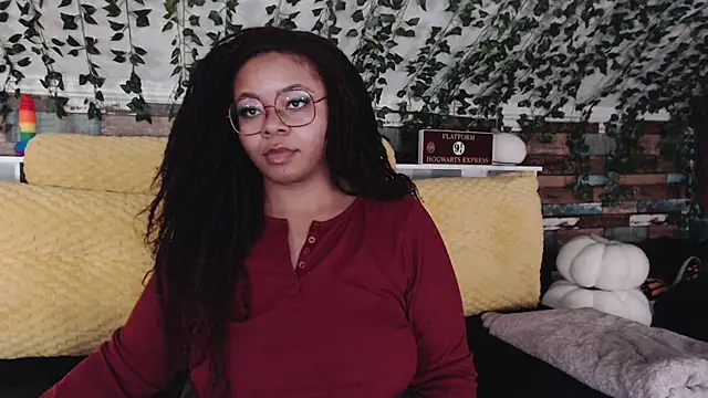 -khayaparker online show from 12, 2, 2025