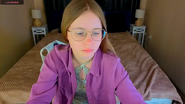 CharmedDoll online show from 21, 7, 2026
