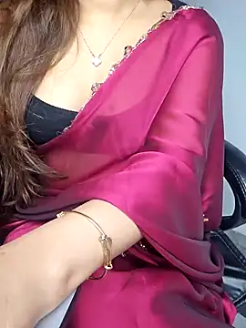 Snapshot of aliyaah_singh chatting on 3, 1, 2025 aliyaah singh online show from 3, 1, 2025