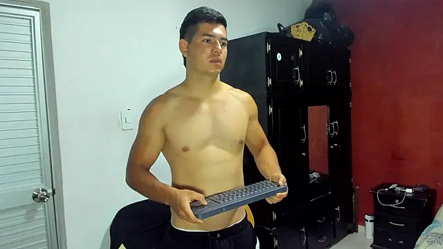 Snapshot of VincentSavage chatting on 18, 3, 2026 VincentSavage online show from 18, 3, 2026