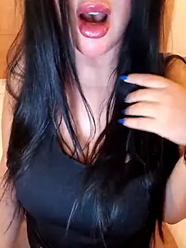 Queen sousou online show from 3, 5, 2026