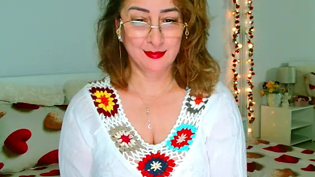 Tyana40 online show from 15, 6, 2026