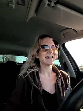 Snapshot of NaomiAndFriends chatting on 7, 3, 2025 NaomiAndFriends online show from 7, 3, 2025