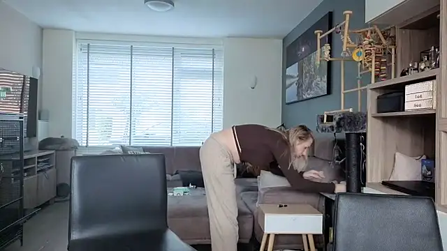 Snapshot of NaomiAndFriends chatting on 24, 9, 2025 NaomiAndFriends online show from 24, 9, 2025