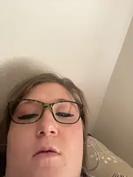 JadeDaMilf online show from 3, 2, 2025