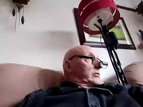 keeenn11 online show from 12, 2, 2025