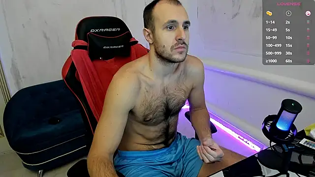 Snapshot of Raamoss chatting on 2, 12, 2024 Raamoss online show from 2, 12, 2024