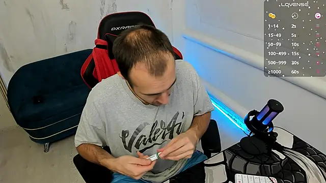 Snapshot of Raamoss chatting on 11, 12, 2024 Raamoss online show from 11, 12, 2024