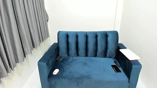 Snapshot of Raamoss chatting on 3, 2, 2025 Raamoss online show from 3, 2, 2025