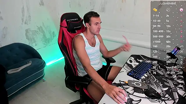 Snapshot of Raamoss chatting on 21, 3, 2025 Raamoss online show from 21, 3, 2025