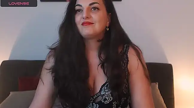 Snapshot of itsyourlady chatting on 5, 1, 2025 itsyourlady online show from 5, 1, 2025