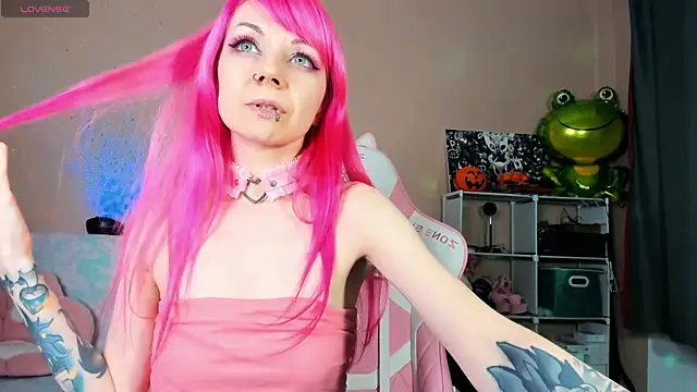 Snapshot of AmyRose6969 chatting on 26, 9, 2025 AmyRose6969 online show from 26, 9, 2025