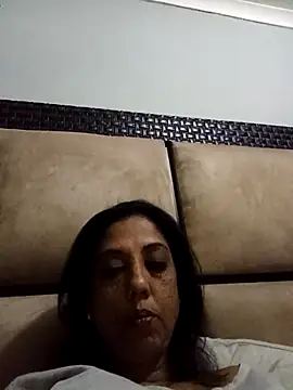 Mahi4luv online show from 2, 11, 2025