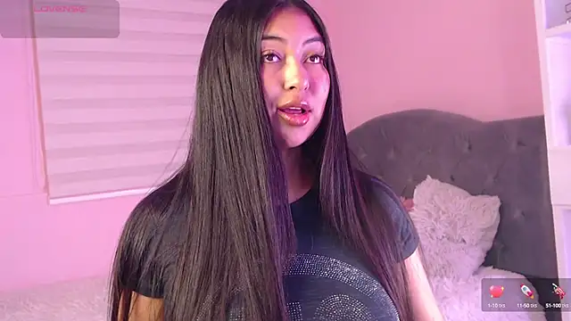 Snapshot of Pocahontas_power chatting on 14, 12, 2024 Pocahontas power online show from 14, 12, 2024