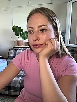 AlisaWhite online show from 3, 7, 2026