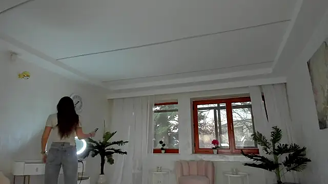 TiffanyHouston  online show from 14, 12, 2024