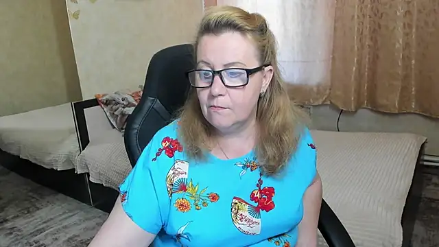 Frau Marta online show from 2, 5, 2026