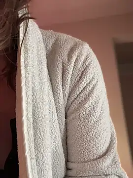 MaiseKnox online show from 24, 1, 2025