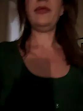 MaiseKnox online show from 10, 10, 2025