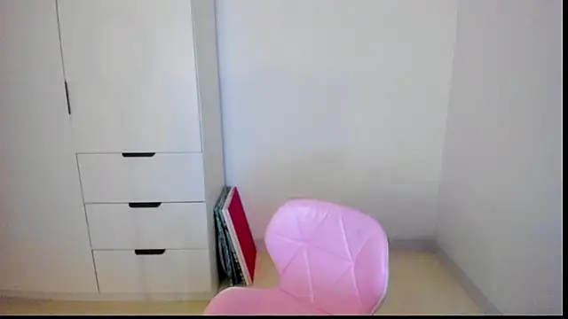 MiaStripDance online show from 14, 2, 2026