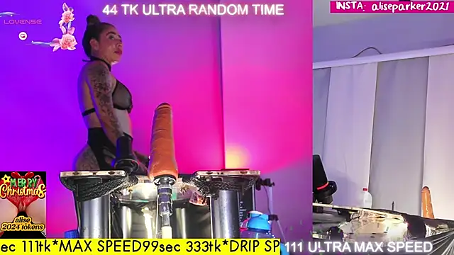 Snapshot of alise_MULTIVIEW_parker chatting on 28, 12, 2024 alise MULTIVIEW parker online show from 28, 12, 2024