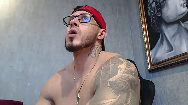 Snapshot of eros-steel chatting on 8, 1, 2025 eros-steel online show from 8, 1, 2025