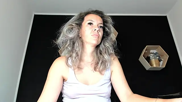 Alesys69 online show from 8, 9, 2025