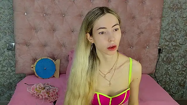 Akilla Queen online show from 1, 7, 2026