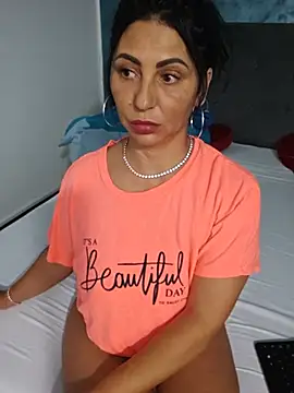 charrlote love online show from 31, 7, 2026