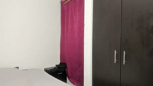 skinny Yizz online show from 11, 10, 2025