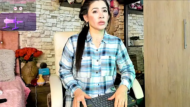 Carla expit online show from 6, 5, 2026
