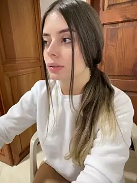 Miss valeriaa online show from 4, 2, 2025