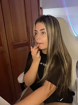 Miss valeriaa online show from 8, 7, 2026
