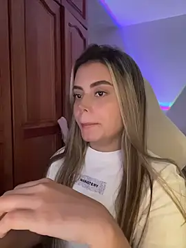Miss valeriaa online show from 13, 7, 2026