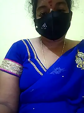 Snapshot of teddy-143 chatting on 1, 11, 2025 teddy-143 online show from 1, 11, 2025