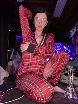 BlaizeyBBy online show from 6, 5, 2026