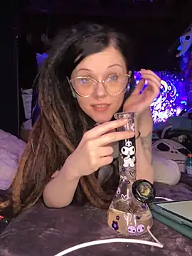 BlaizeyBBy online show from 7, 5, 2026
