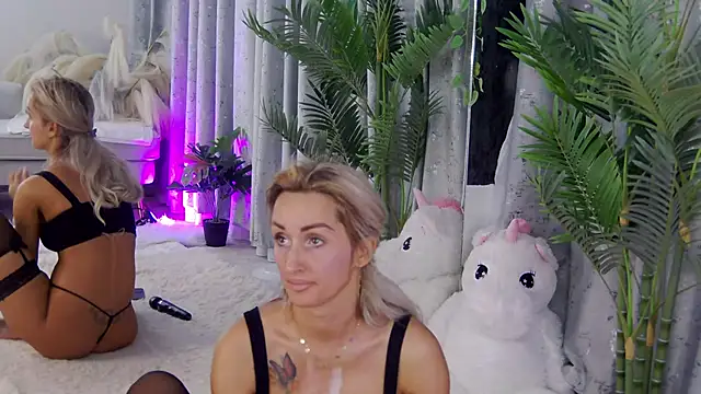 IsabelleEthan online show from 10, 7, 2026