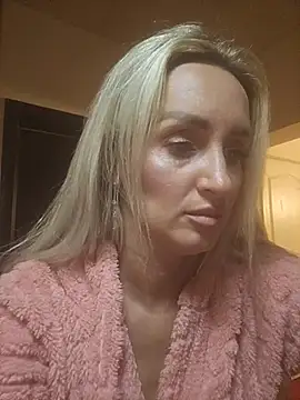 IsabelleEthan online show from 27, 7, 2026
