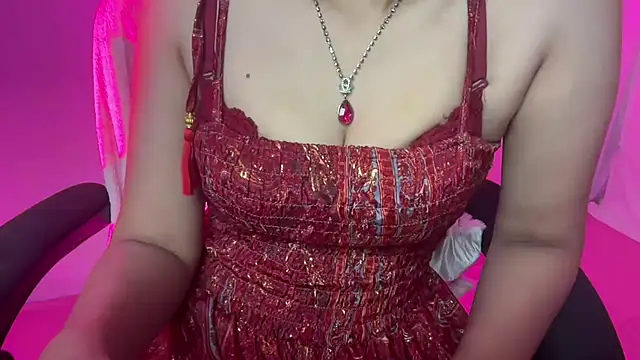 Snapshot of Queen_Angelena chatting on 28, 11, 2025 Queen Angelena online show from 28, 11, 2025