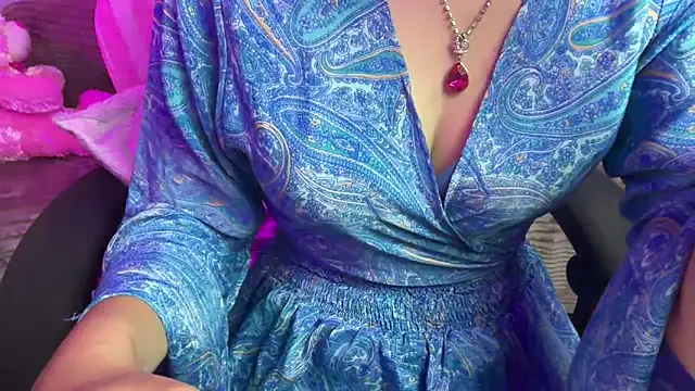 Snapshot of Queen_Angelena chatting on 8, 3, 2026 Queen Angelena online show from 8, 3, 2026