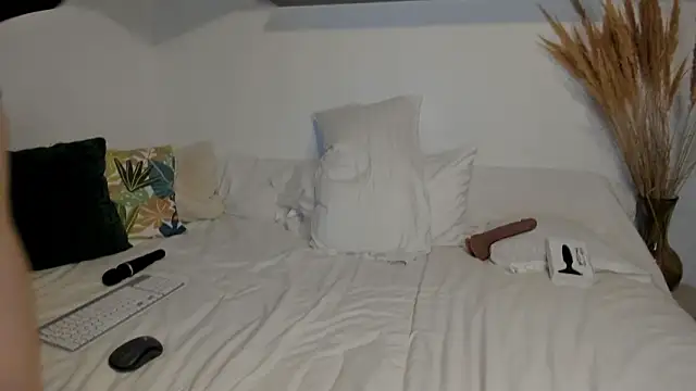 Jadore able online show from 11, 3, 2026