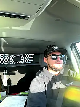 Snapshot of Ozzy420_ chatting on 2, 12, 2025 Ozzy420 online show from 2, 12, 2025