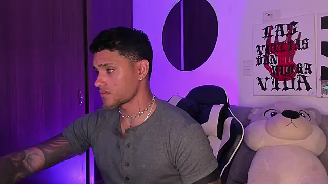 Alessandro Vanni online show from 25, 6, 2026