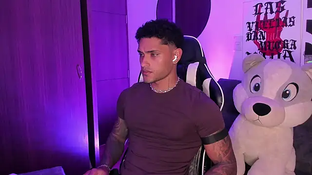 Alessandro Vanni online show from 24, 7, 2026