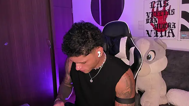 Alessandro Vanni online show from 28, 7, 2026