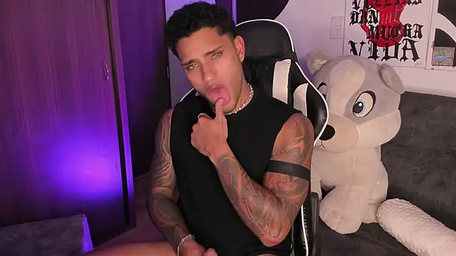 Alessandro Vanni online show from 28, 7, 2026