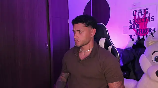 Alessandro Vanni online show from 9, 8, 2026
