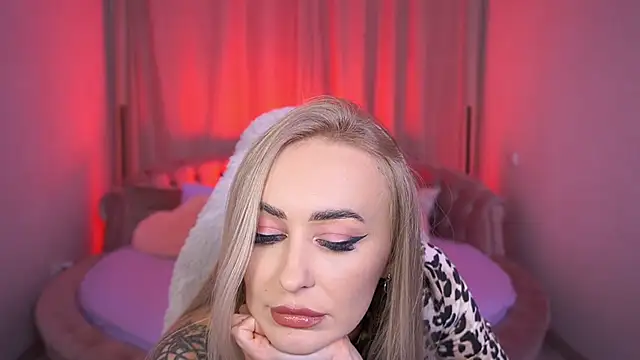 GraceCandy online show from 3, 10, 2025